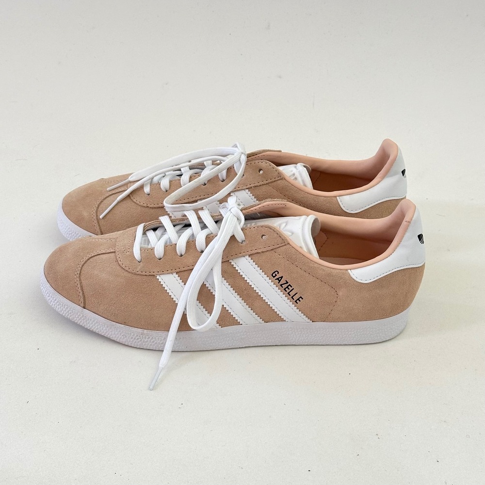Adidas Gazelle Womens Sneakers Size 10 Suede Low Top Shoes Blush White Casual
